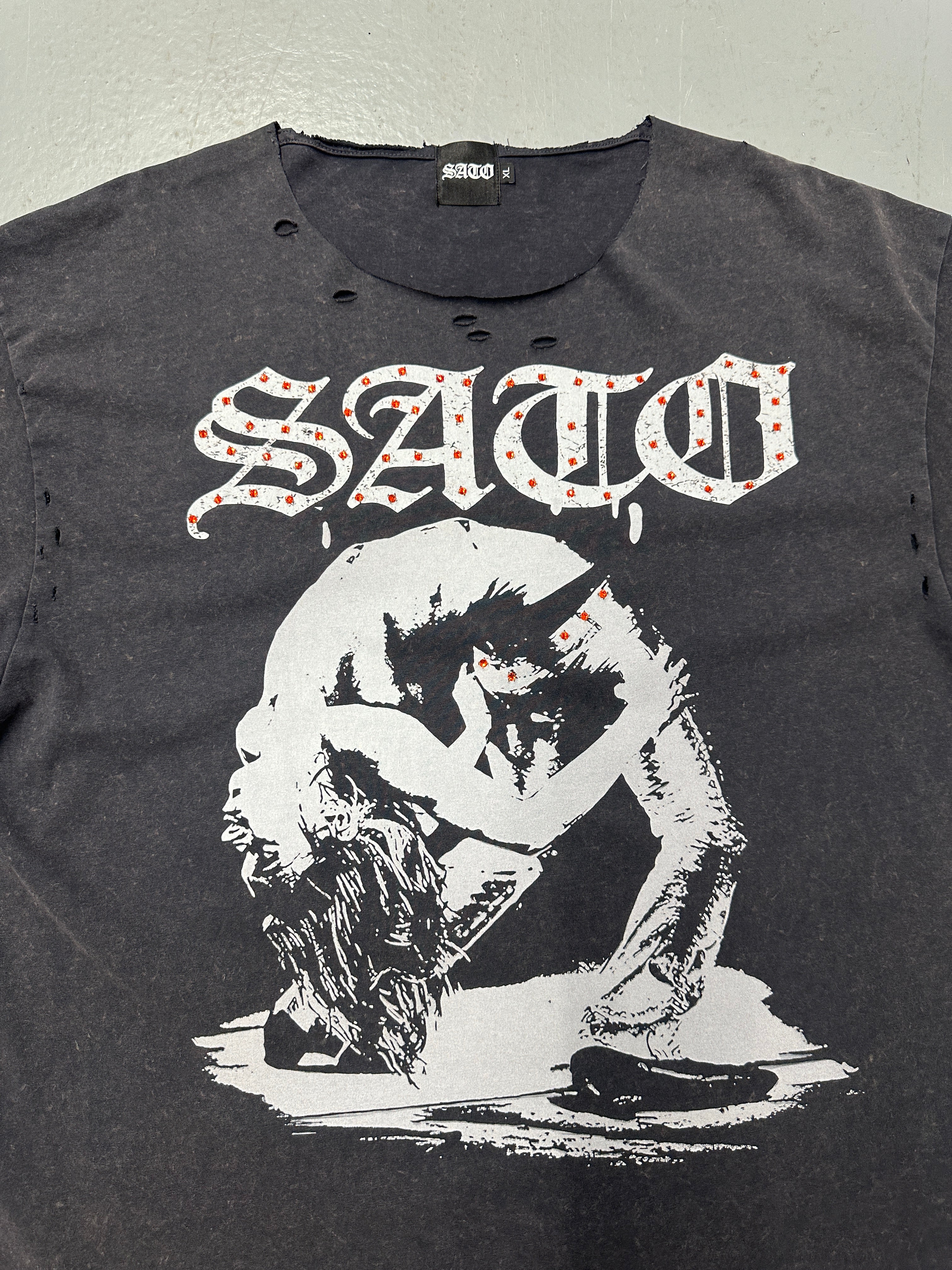 SATO: POSSESSION VINTAGE TEE
