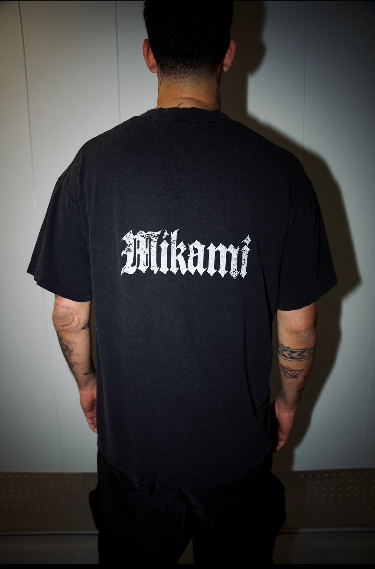 MIKAMI “One-of-One Hellfire Swarovski” Tee ( XL )