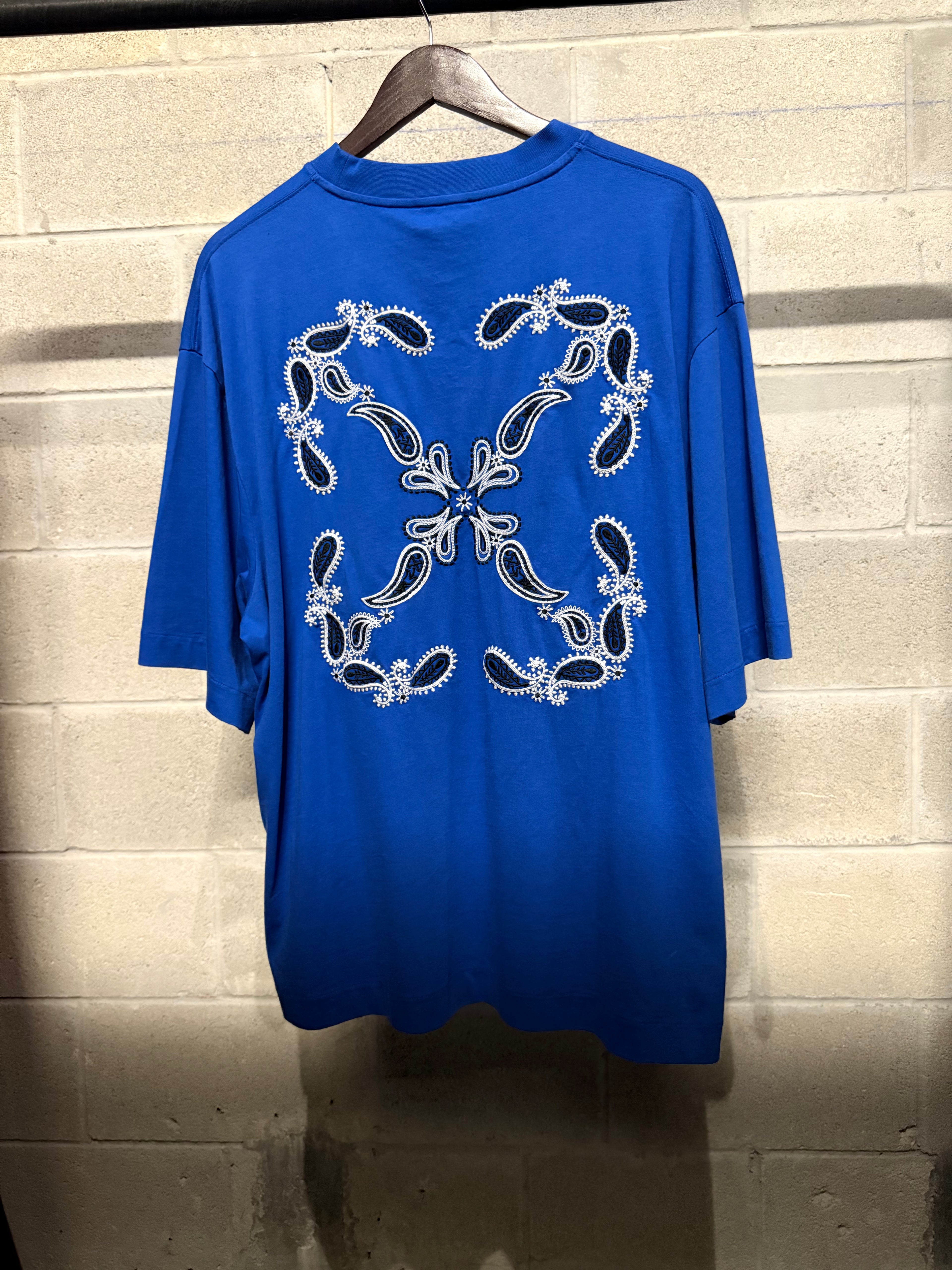 Off-White “Bow Logo” Tee – Size XL